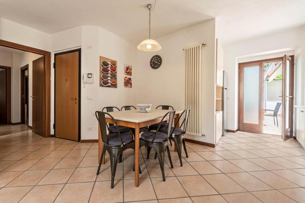말세진느 La Casa Del Borgo Con Parcheggio 아파트 외부 사진