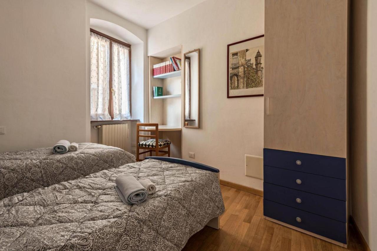 말세진느 La Casa Del Borgo Con Parcheggio 아파트 외부 사진